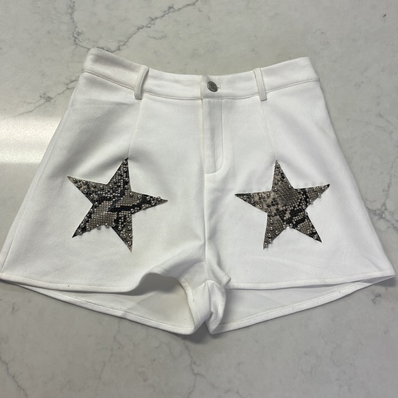 Saints & Hearts Cream Suede Shorts with Snake Print Stars & Studs Medium - Picture 2 of 11